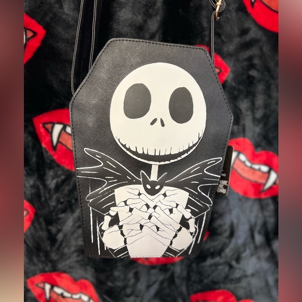 🖤 ☠️ NWT-Nightmare Before Christmas Jack Skellington Coffin 11" Crossbody Bag☠️